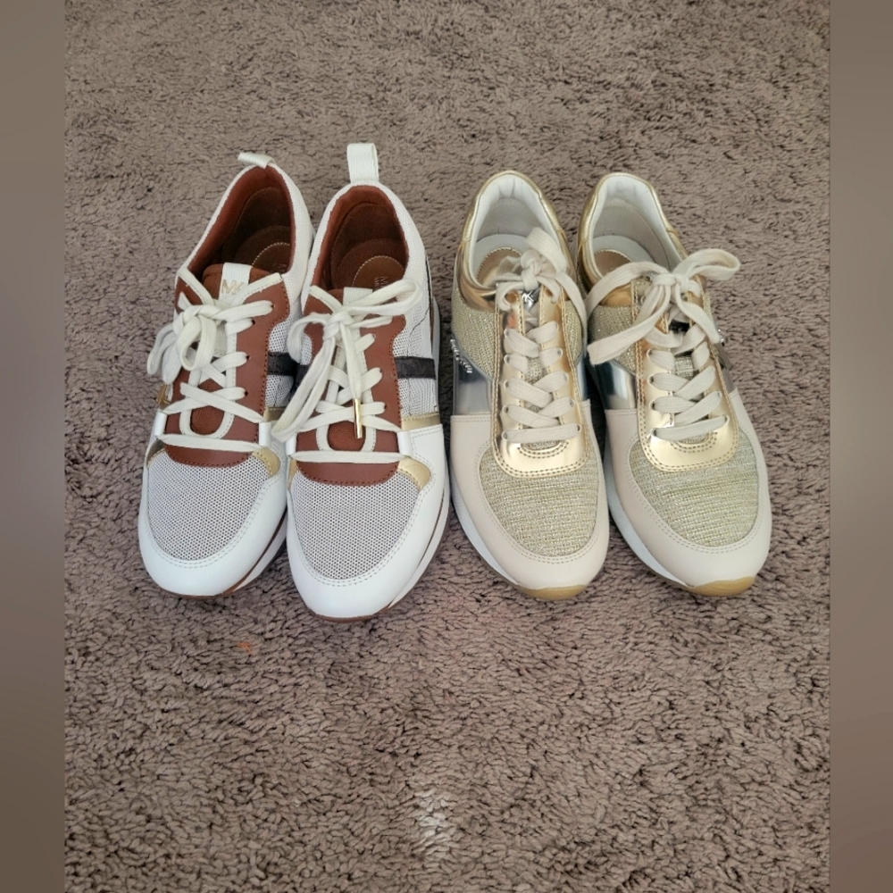 2 pairs Michael Kors